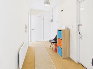 ENTRANCE HALLWAY- click for photo gallery